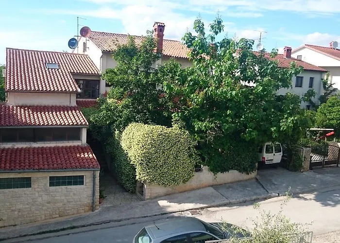 Apartments Mare