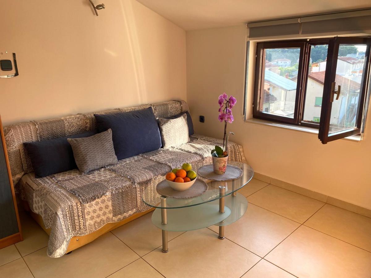 Apartma Mare *
