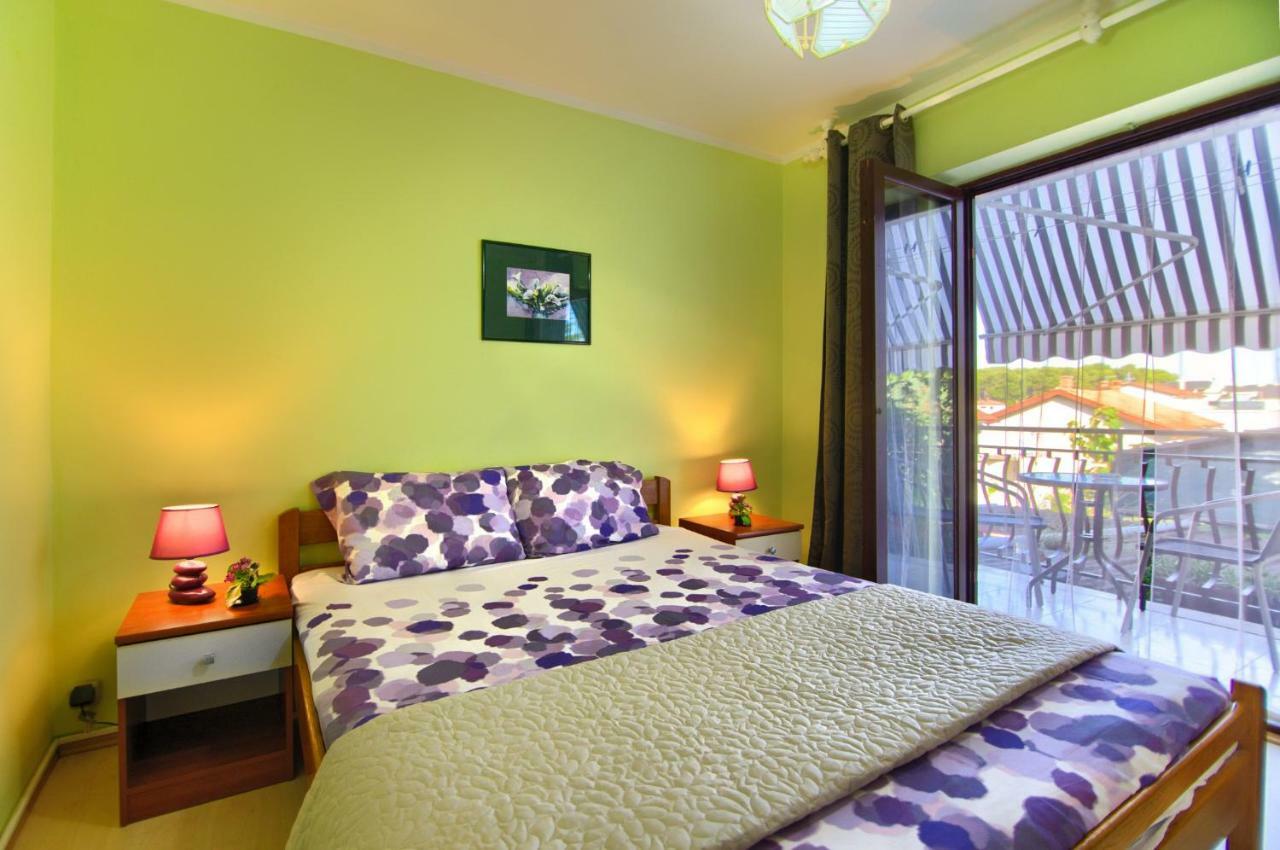 Mare Apartma Pula
